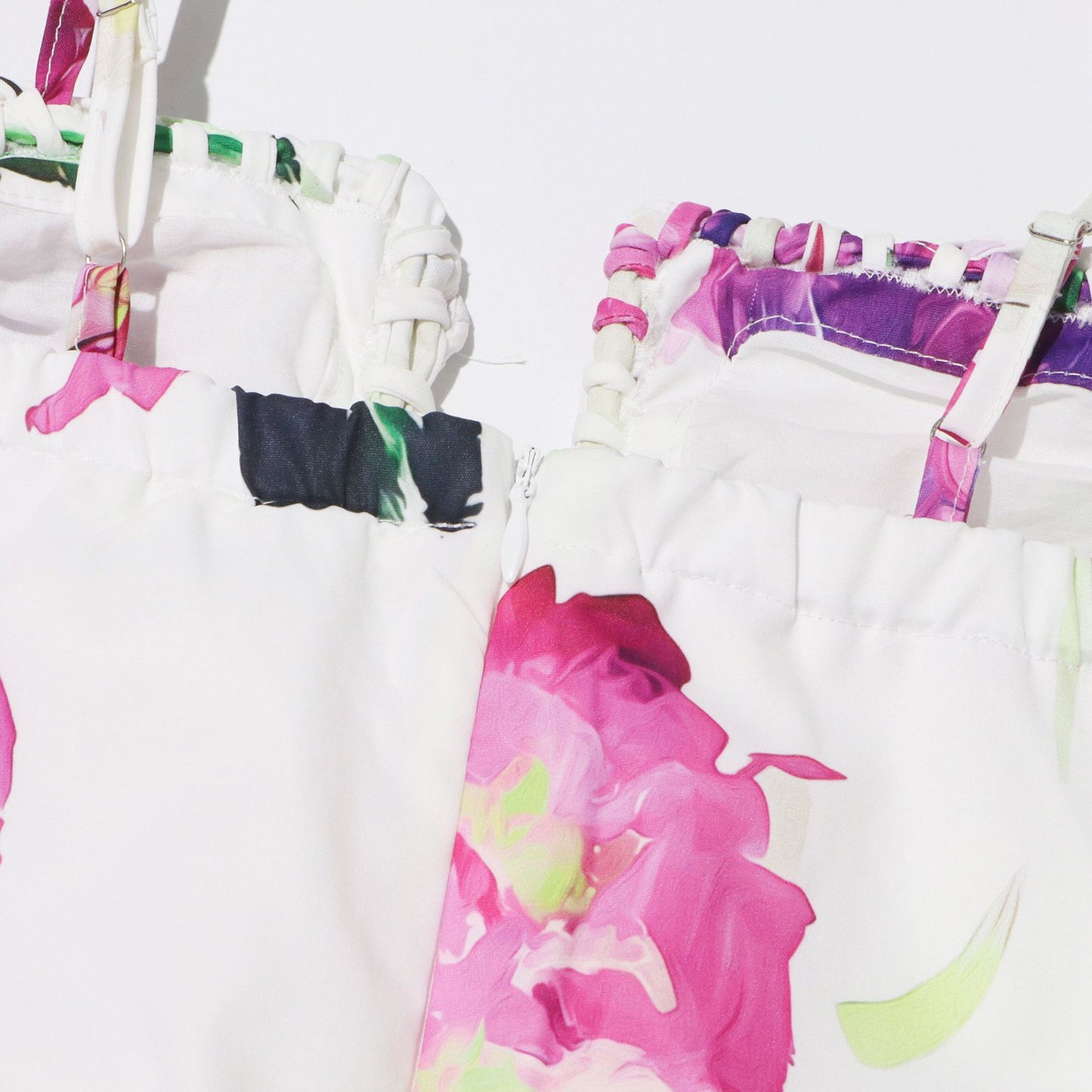 Rilia Neckholder-Minikleid mit Rüschenträgern und Print