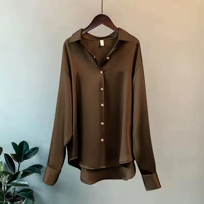 Elegant Silk Blouse - Luxurious Comfort - Seldom Seen Styles