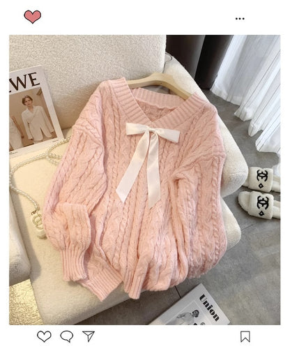 Gentle milk sweet pink loose v-neck lazy wind twist pullover women autumn and winter thickened sweater outer wear