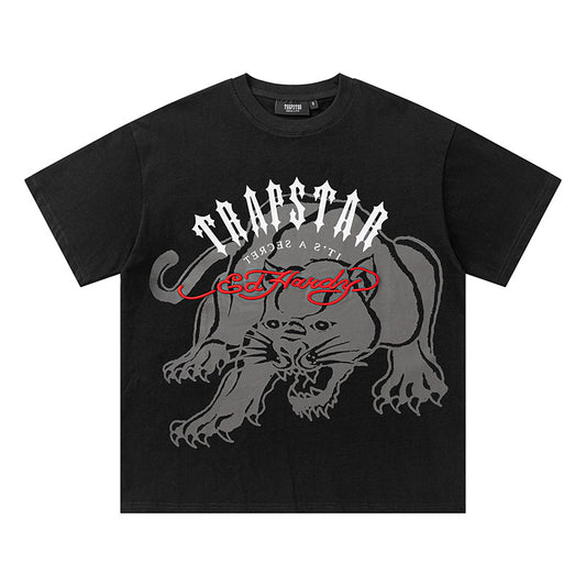 Trapstar unisex graphic T-shirt with panther print, shown in black and white - view 2