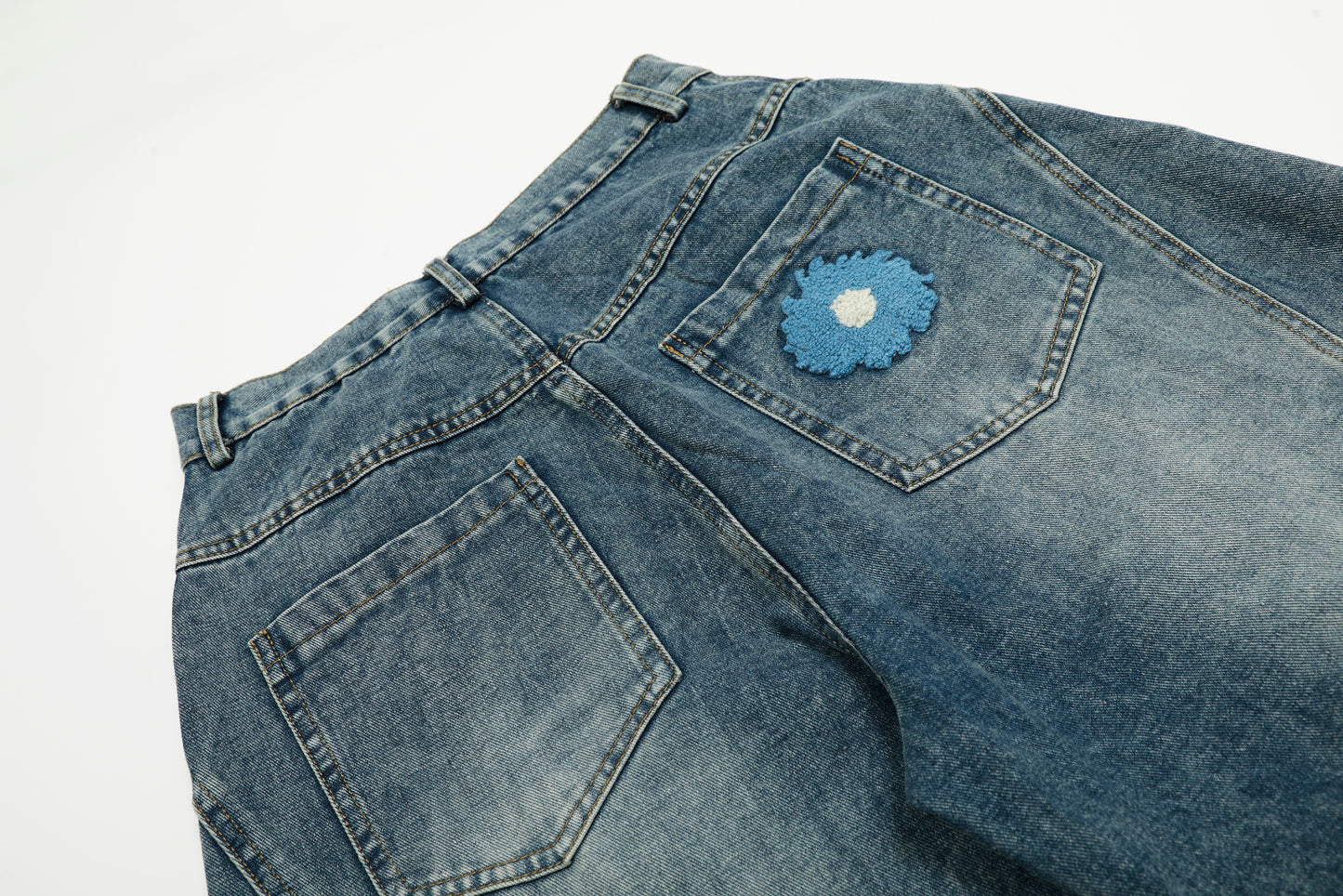 Women's Multicolor Daisy Floral Embroidery Balloon Wide Leg Denim Jeans High Waist Y2K Streetwear Baggy Jean Pants