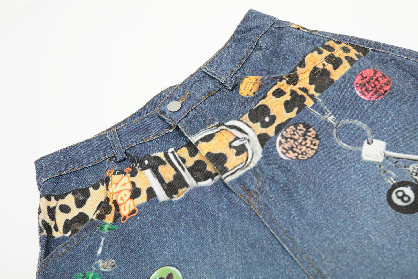 Women's RVNTENG Leopard Belt Multi-Badge Key Charm Wide Leg Denim Shorts High Waist Y2K Streetwear Jean Shorts