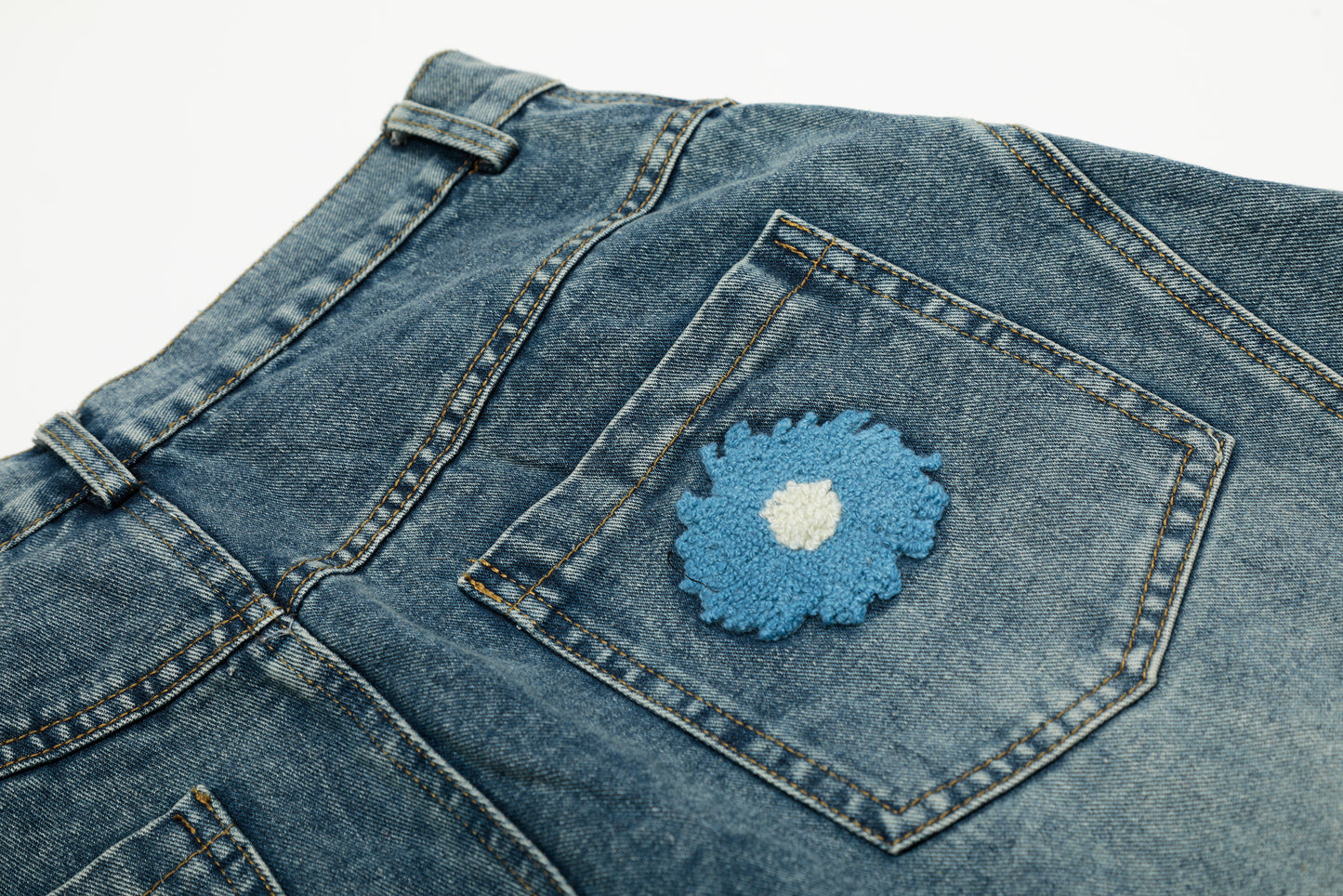 Women's Multicolor Daisy Floral Embroidery Balloon Wide Leg Denim Jeans High Waist Y2K Streetwear Baggy Jean Pants