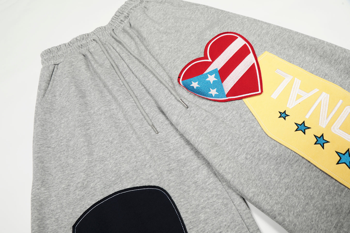 Women's RVNTENG 21 American Flag Heart Patch Embroidery Balloon Wide Leg Sweatpants Elastic Waist Drawstring Y2K Streetwear Jogger Pants