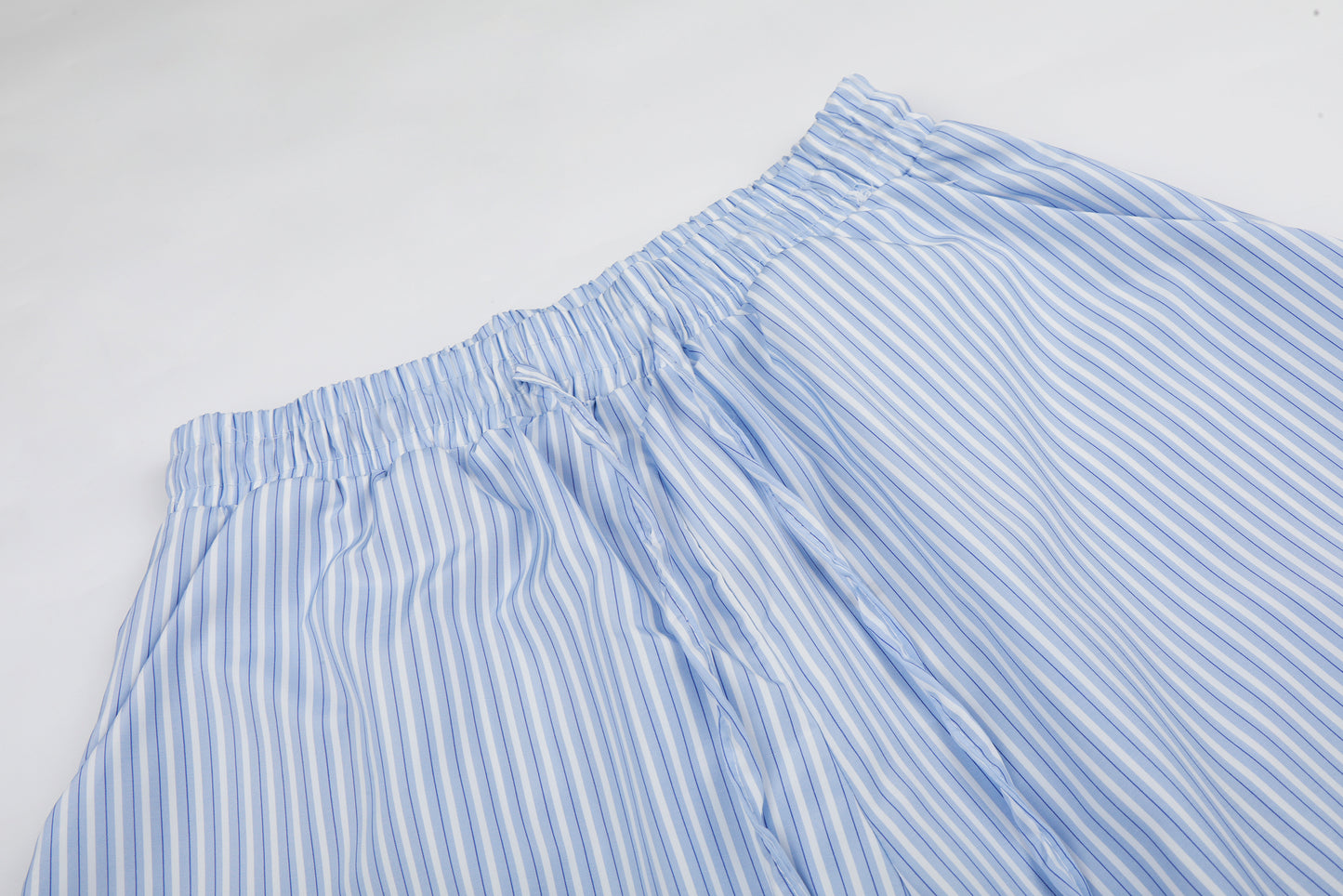 Women's Cartoon Embroidery Pinstripe Elastic Waist Balloon Wide Leg Pants High Waist Casual Summer Trousers