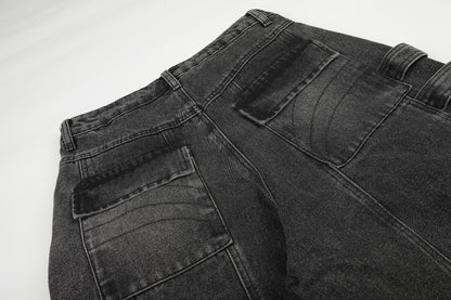 Women's Multi-Pocket Buckle Strap Distressed Denim Shorts High Waist Wide Leg Raw Hem Casual Streetwear Jean Shorts