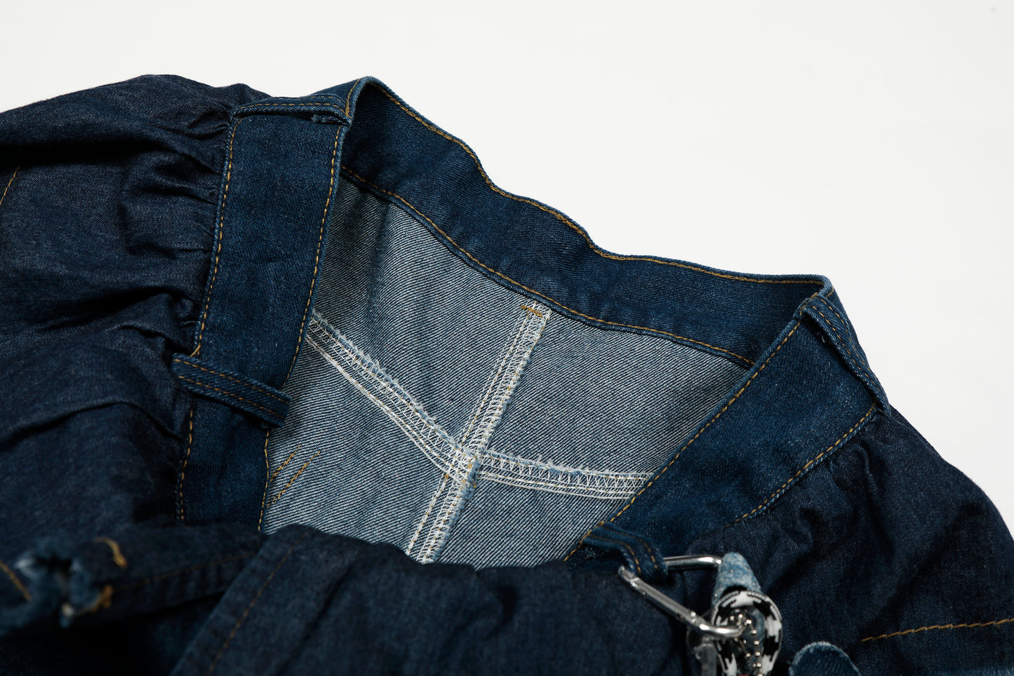 Women's Ruffle Fold-Over Waist Heart Charm Chain Balloon Wide Leg Denim Jeans High Waist Y2K Streetwear Baggy Jean Pants