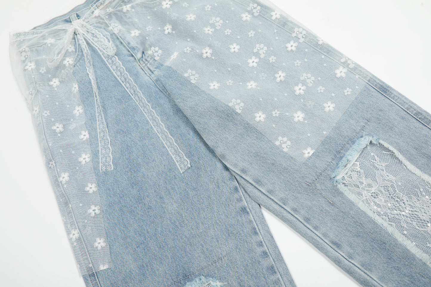 Women's Lace Belt Floral Print Patchwork Lace Ripped Wide Leg Jeans High Waist Y2K Vintage Wash Denim Trousers