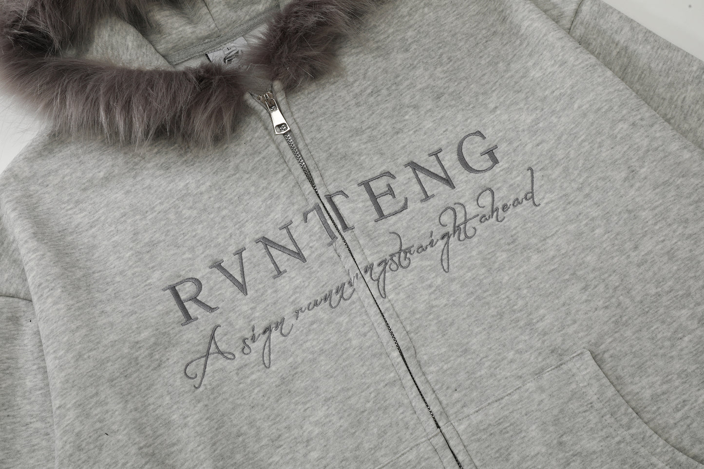 Women's RVNTENG Faux Fur Trim Hood Fleece Lined Full Zip Hoodie Sweatshirt Letter Print Oversized Warm Winter Jacket