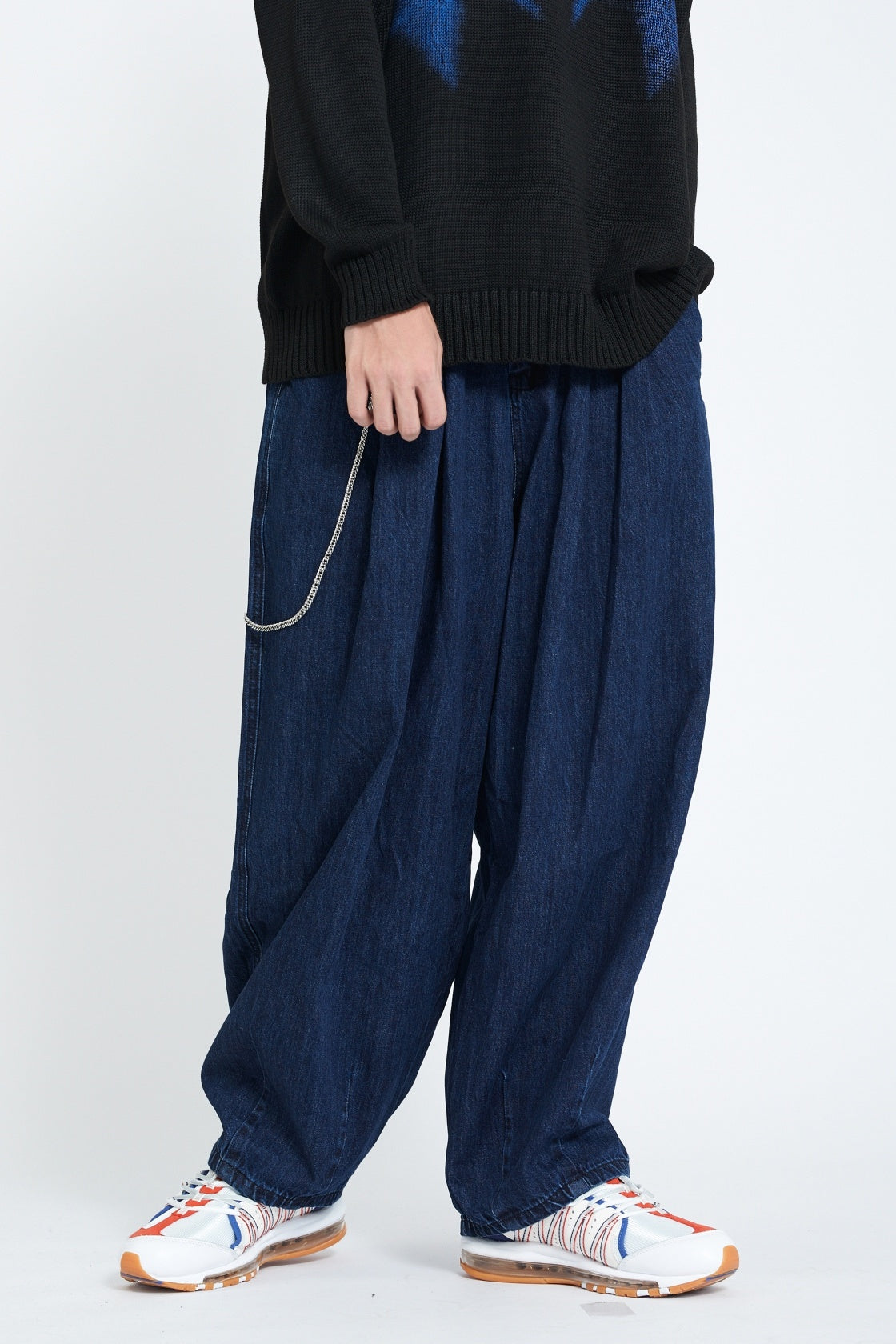 Pleated Wide Leg Denim Jogger Pants Elastic Waist Chain Detail Balloon Fit Streetwear Y2K Jeans