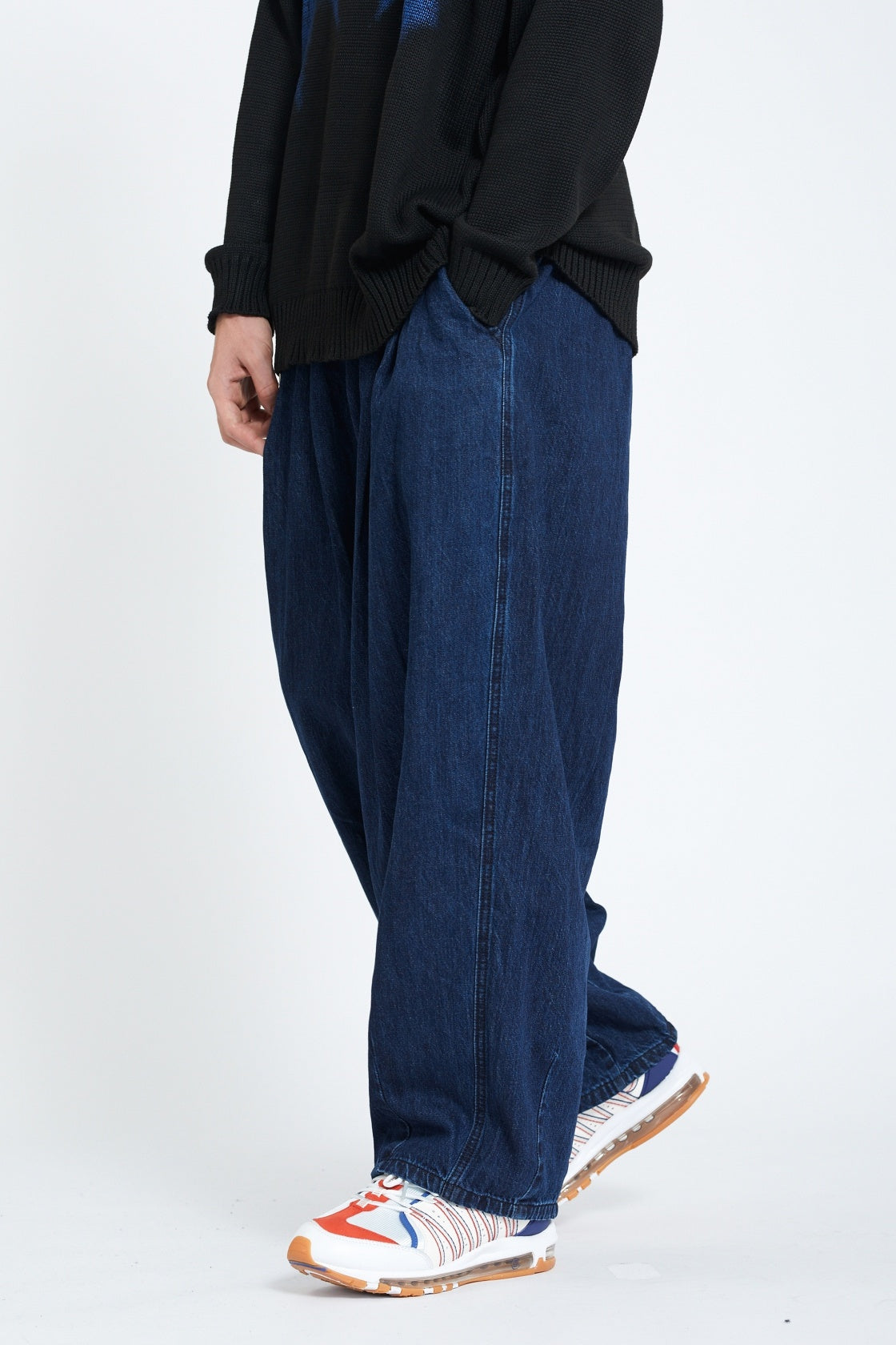Pleated Wide Leg Denim Jogger Pants Elastic Waist Chain Detail Balloon Fit Streetwear Y2K Jeans