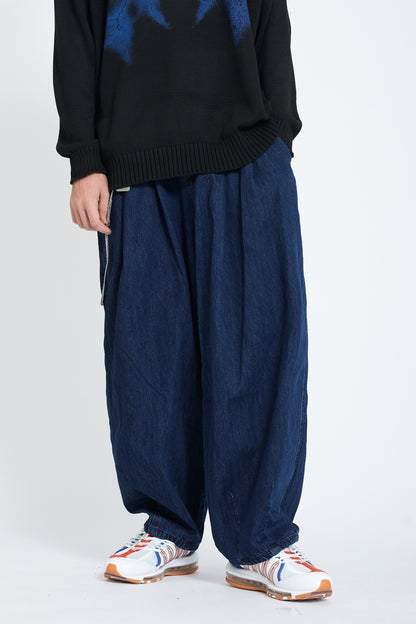 Pleated Wide Leg Denim Jogger Pants Elastic Waist Chain Detail Balloon Fit Streetwear Y2K Jeans