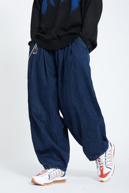 Pleated Wide Leg Denim Jogger Pants Elastic Waist Chain Detail Balloon Fit Streetwear Y2K Jeans