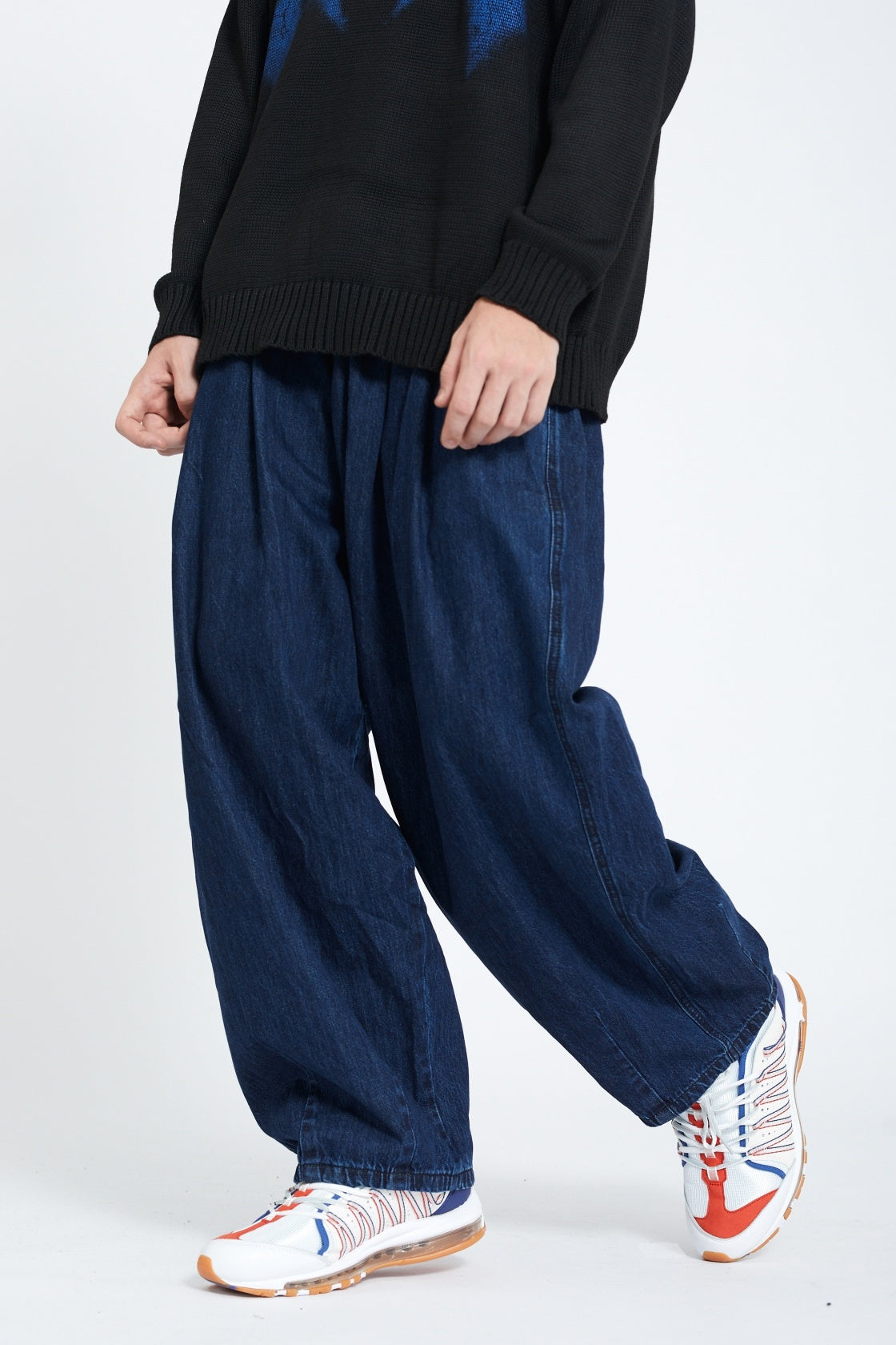 Pleated Wide Leg Denim Jogger Pants Elastic Waist Chain Detail Balloon Fit Streetwear Y2K Jeans