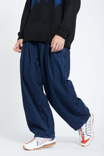 Pleated Wide Leg Denim Jogger Pants Elastic Waist Chain Detail Balloon Fit Streetwear Y2K Jeans