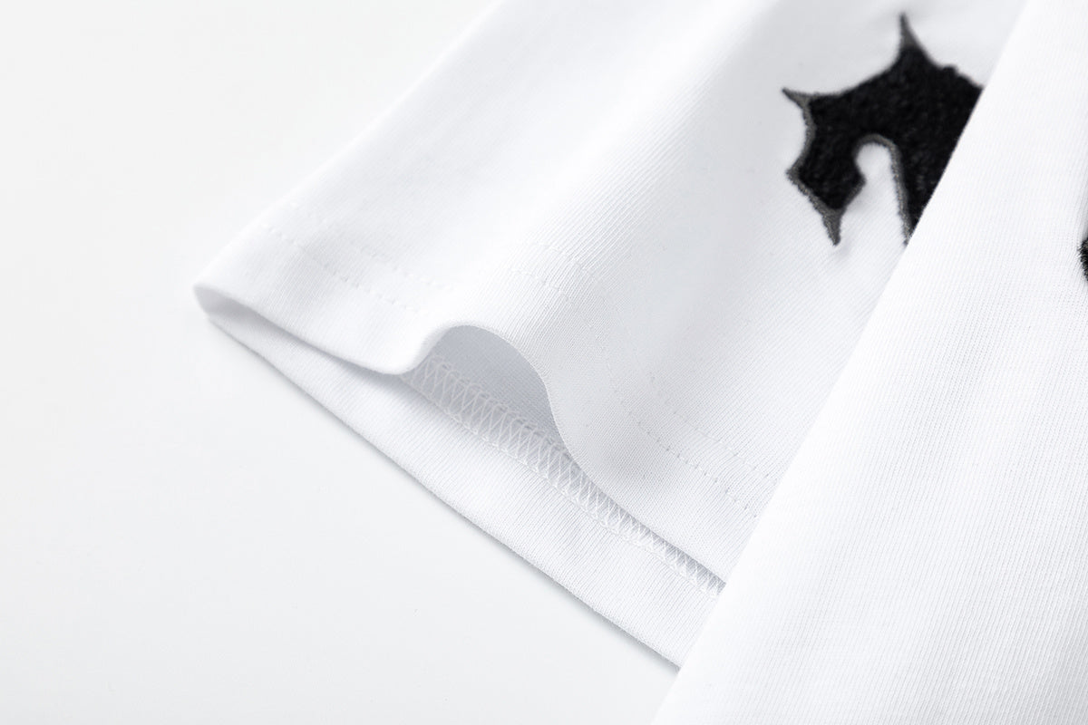 Trapstar unisex T-shirt and drawstring shorts set with bold logo graphics in black and white - view 22