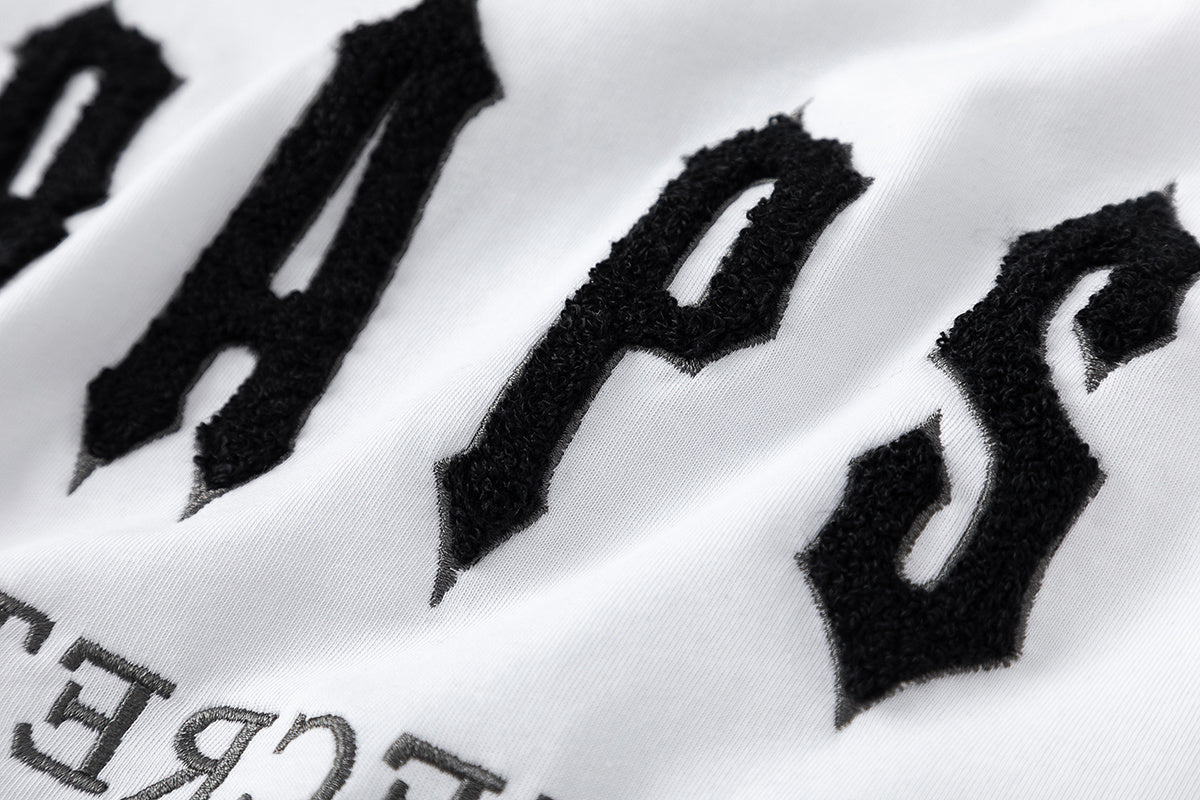 Trapstar unisex T-shirt and drawstring shorts set with bold logo graphics in black and white - view 24