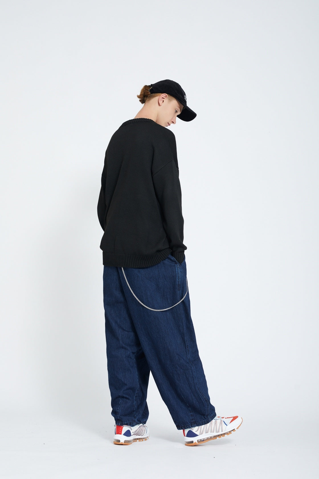Pleated Wide Leg Denim Jogger Pants Elastic Waist Chain Detail Balloon Fit Streetwear Y2K Jeans