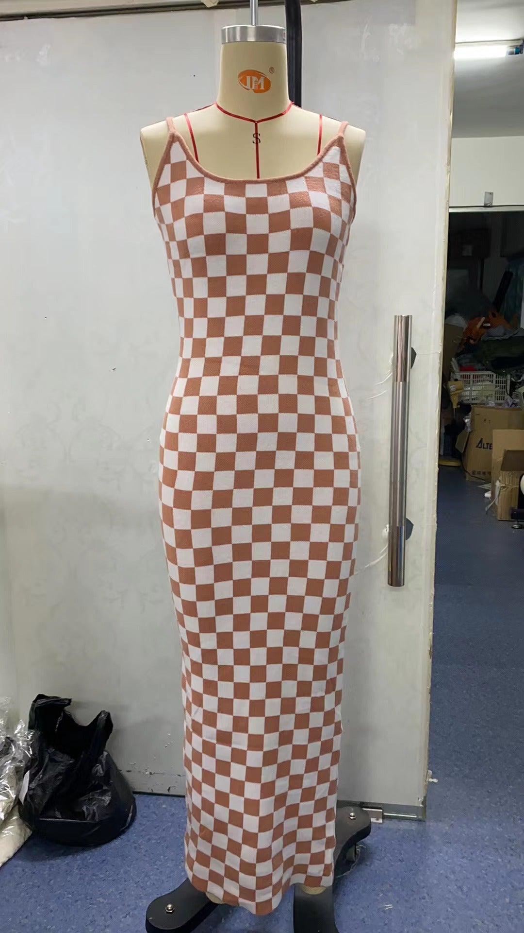 Kleider für Damen, Sommer, Strick, Aushöhlen, Sexy, Ausgehen, Midi-Maxikleid, ärmellos, langes Cut-Out-Kleid