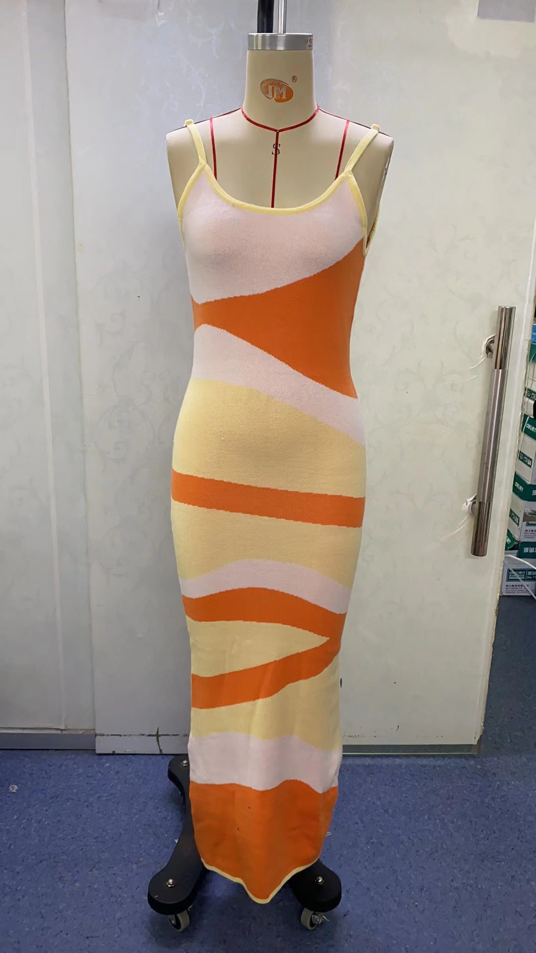 Kleider für Damen, Sommer, Strick, Aushöhlen, Sexy, Ausgehen, Midi-Maxikleid, ärmellos, langes Cut-Out-Kleid