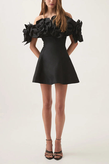 Chabela schulterfreies Minikleid mit Blumenmuster