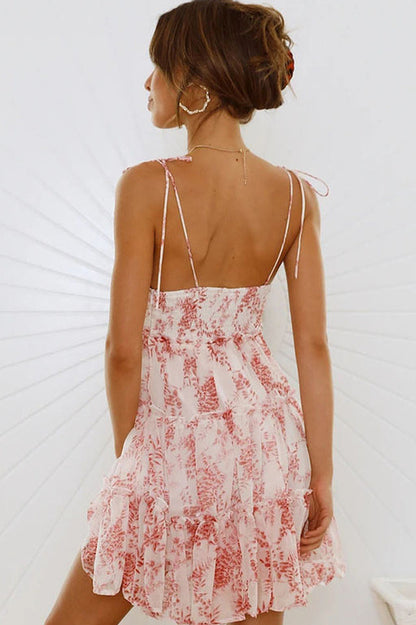 Mini-robe fleurie à volants
