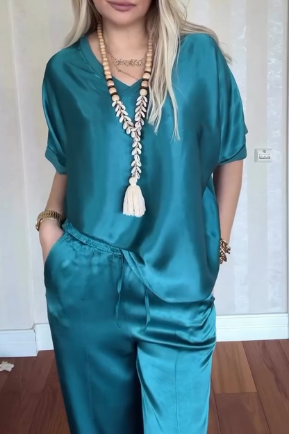 Women's Casual Comfortable V-neck Satin Short-sleeved Two-piece Suit