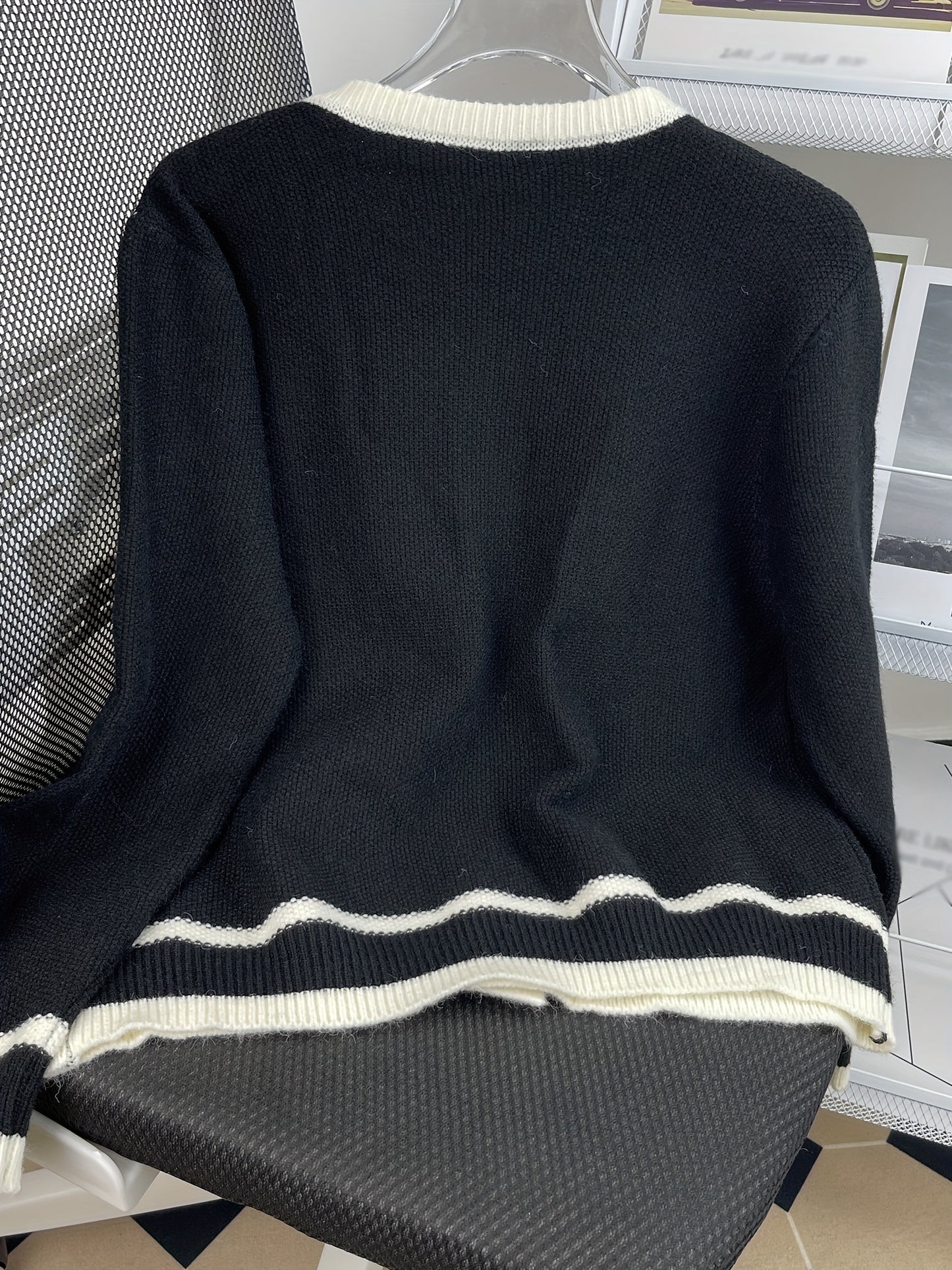 Strickjacke mit Kontrastbesatz und Knopfleiste, lässiger Langarmpullover mit Rundhalsausschnitt und Tasche, Damenbekleidung