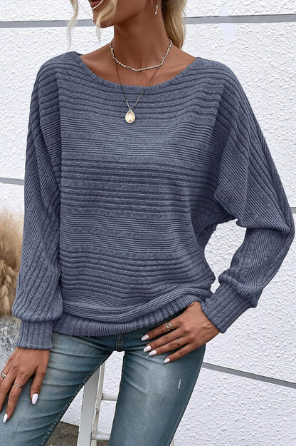 Weicher, einfarbiger Langarmpullover mit Fledermausärmeln, geeignet für Damen