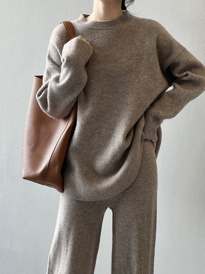 【Plus Size】 Two-Piece Set Solid Mock Neck Drop Shoulder Split Hem Sweater & Straight Leg Pants