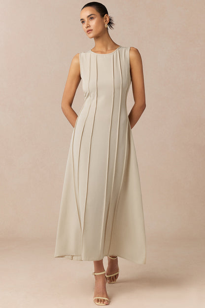 Robe midi sans manches à col rond