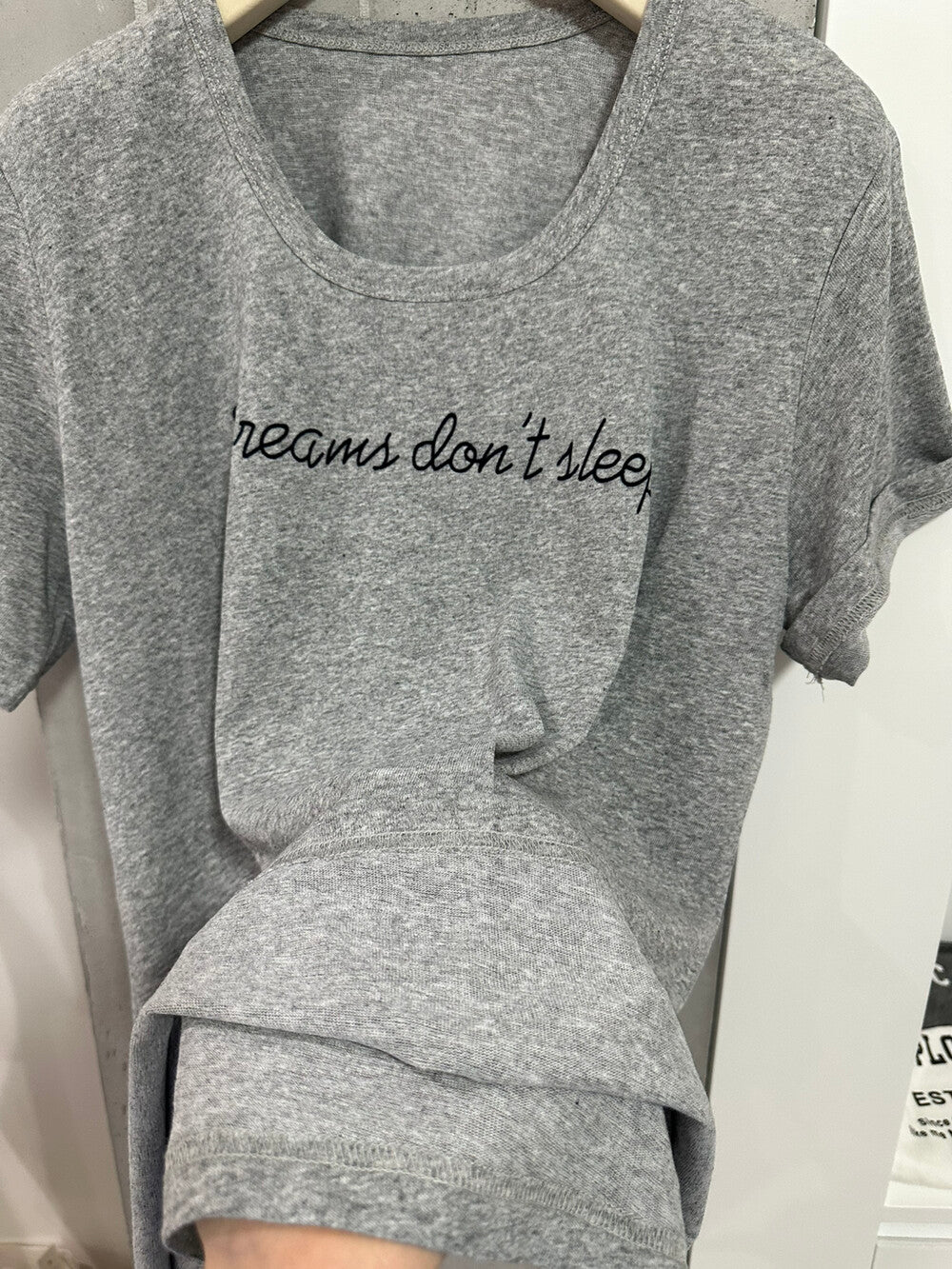 Breathable Linen Feel T-Shirt – Loose Fit U-Neck Casual Lightweight Summer Tee - Seldom Seen Styles