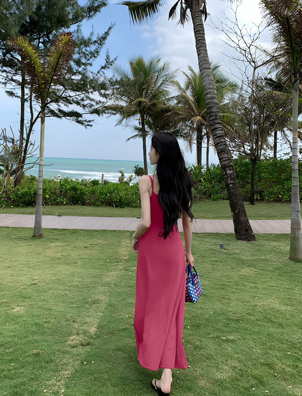 Solid Color Spaghetti Strap Maxi Dress with Built-in Non-Removable Bra Pad Dopamine Color Slim Fit Sleeveless Summer Dress