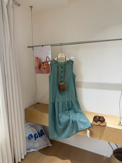 Women's Light Blue Denim Sleeveless Midi Dress Drop Waist Button Front with Free Fringe Crossbody Bag