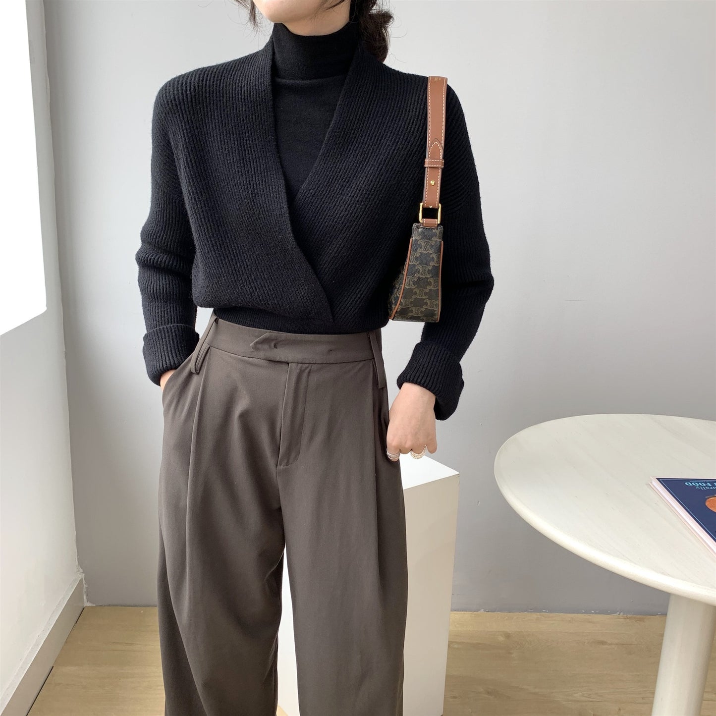 Jiapin Wool/Early Autumn New Women's Clothing Idle StyleVCollar Cross Slim Fit Sweater Small PulloverB8031