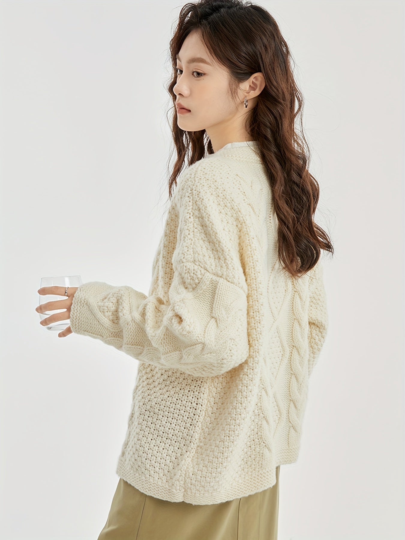 Cable Knit Button Front Cardigan, Stylish Scallop Trim Long Sleeve Crew Neck Drop Shoulder Cardigan For Fall & Winter, Women's Clothing