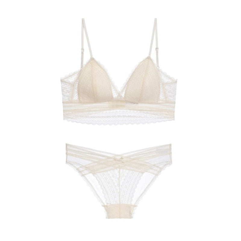 French Lace Bra and Panty Set - Seldom Seen Styles