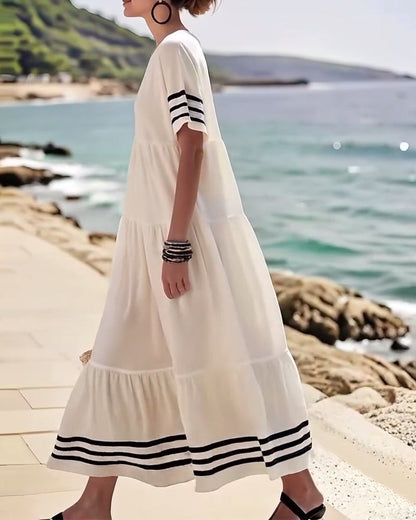 Robe d'été ample à col ras du cou et rayures noires pour femme, coupe trapèze, manches courtes, style plage fluide et patchwork