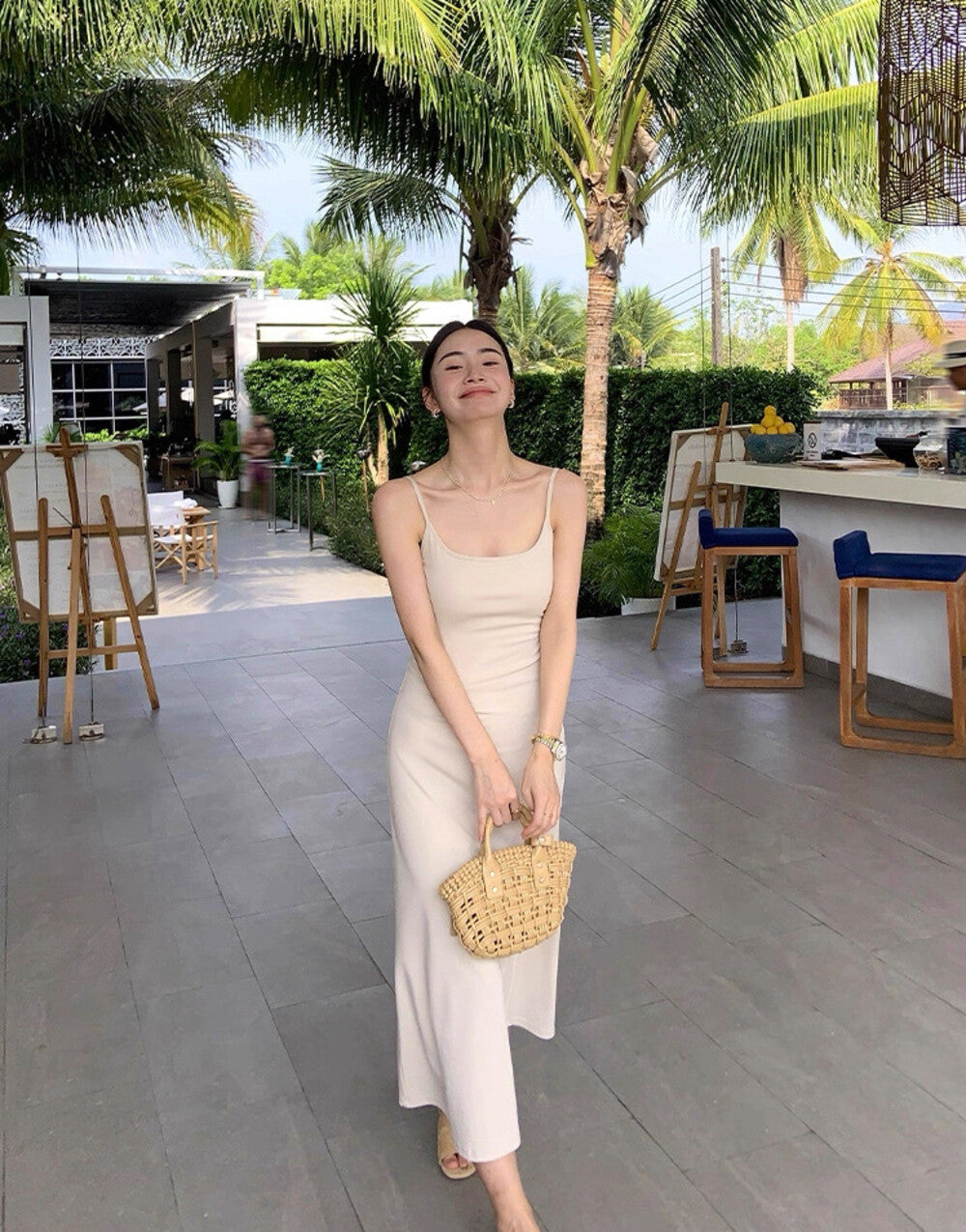Solid Color Spaghetti Strap Maxi Dress with Built-in Non-Removable Bra Pad Dopamine Color Slim Fit Sleeveless Summer Dress