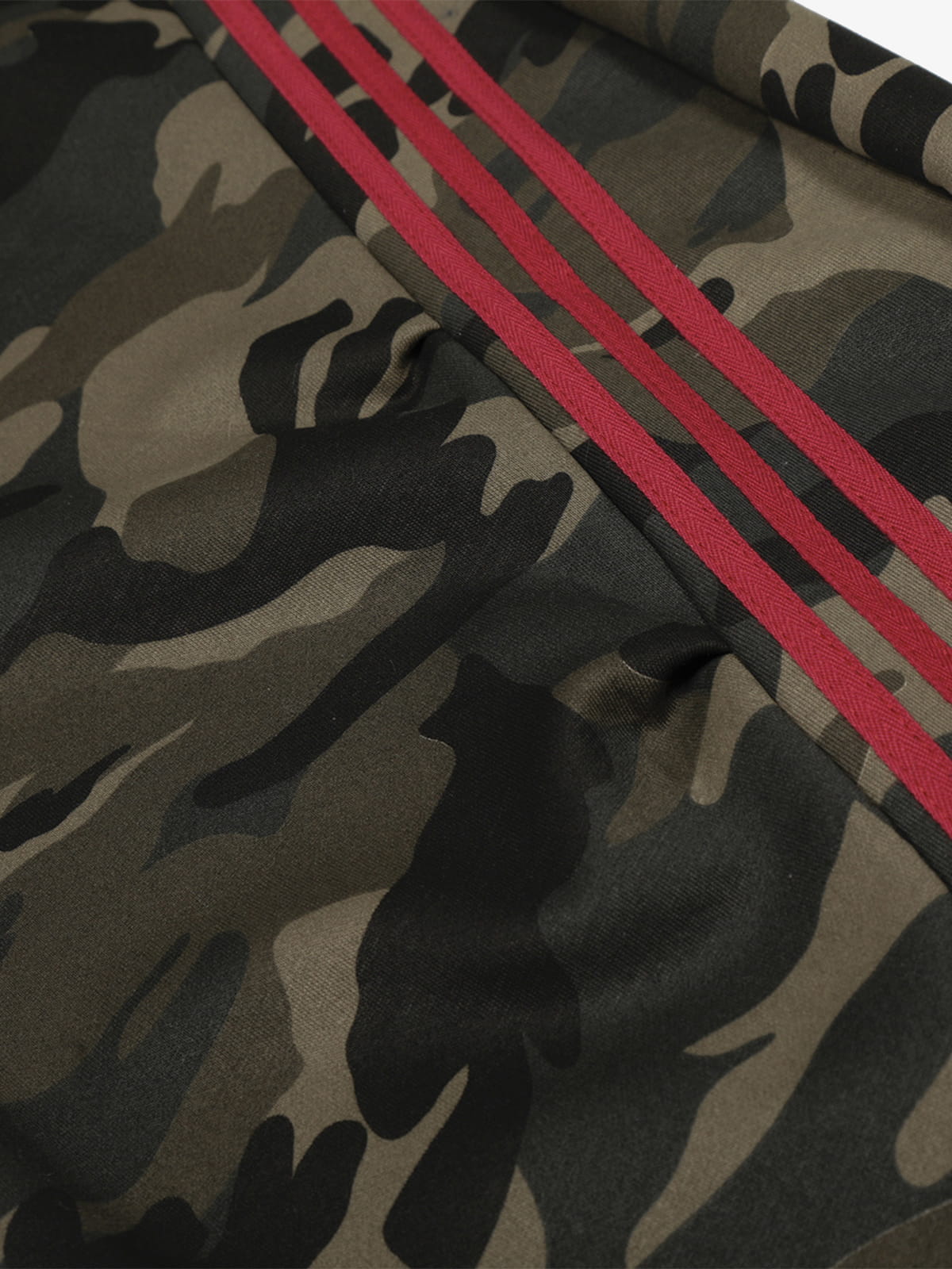 Camouflage Wide-Leg Pants with Red Stripes and Embroidery for Casual Wear 