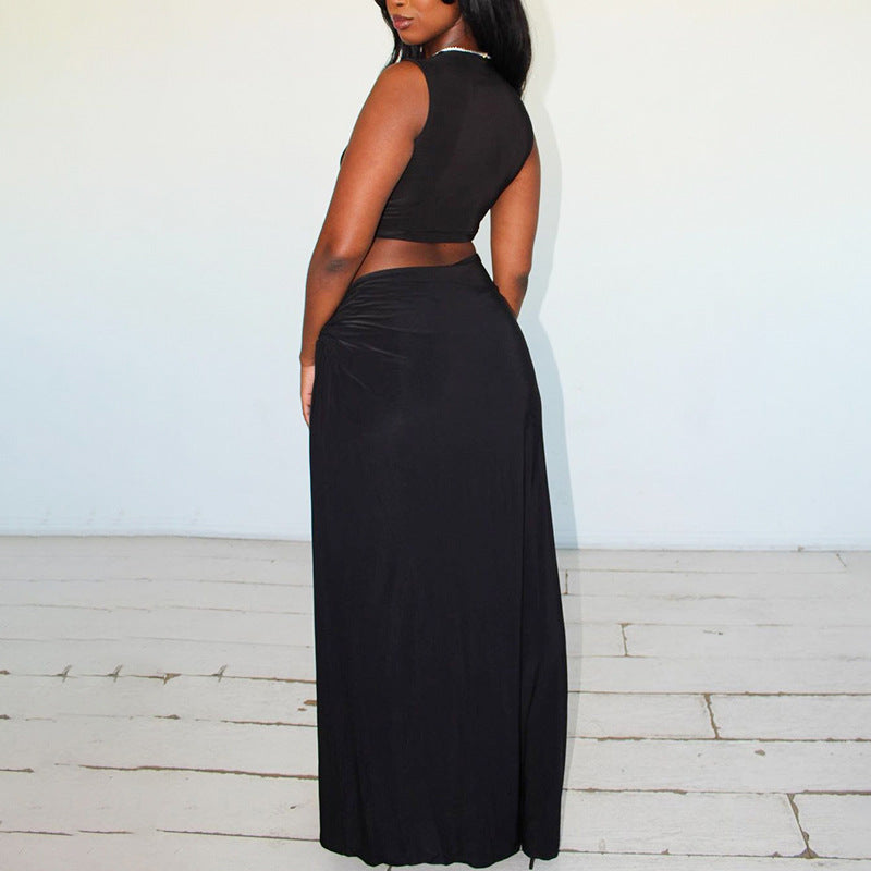 
black maxi dress