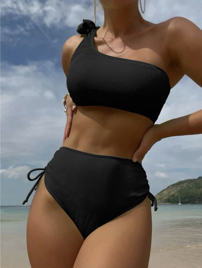 black bikini set​