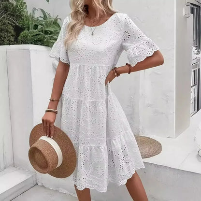 Amelie | Damen-Midikleid mit Lochstickerei