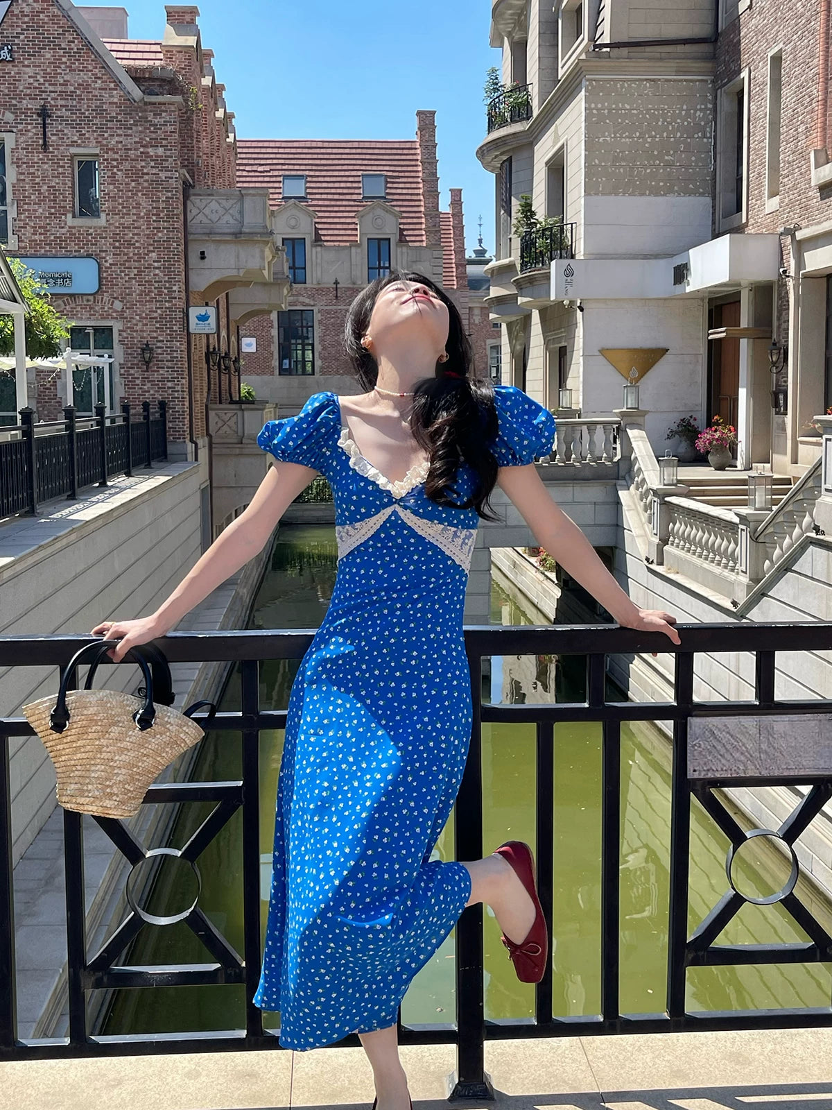 Blue Floral Puff Sleeve Midi Dress – Slim Fit Summer French Style Elegant Dress for Women - Seldom Seen Styles