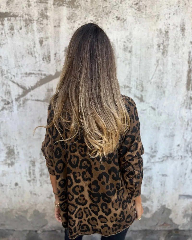 Blusa con Stampa Animale, Flattering e Ultimo Comfort per Ogni Stagione - Seldom Seen Styles