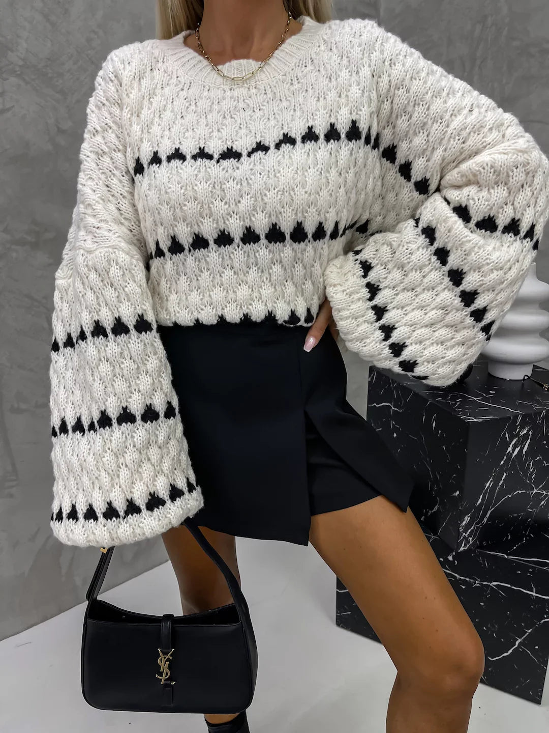 Cable striped crew neck pullover - Seldom Seen Styles