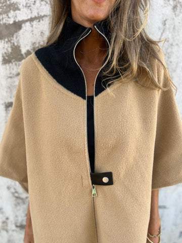 Freizeitjacke mit Stehkragen und halbem Reißverschluss