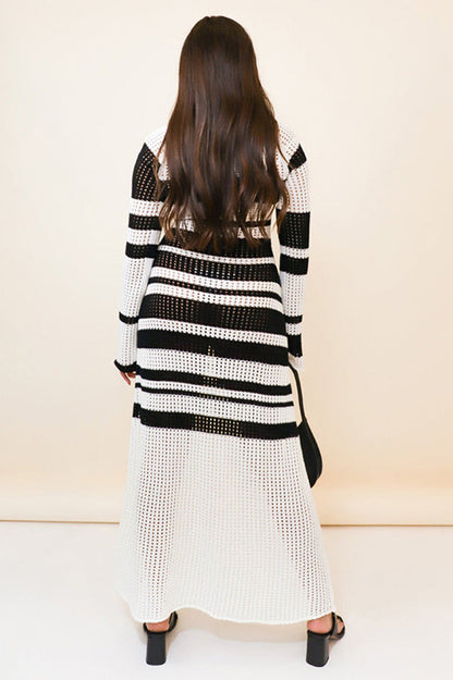 Robe longue rayée en maille crochetée
