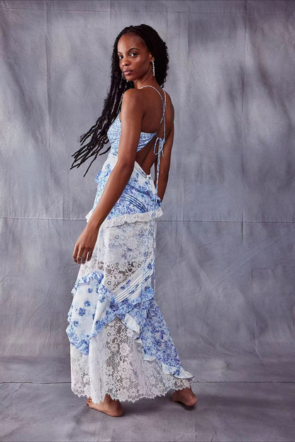 Robe longue cami en dentelle florale patchwork à volants et col en V plongeant