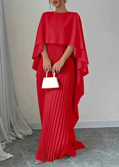 Elegantes plissiertes Maxikleid mit Cape-Overlay